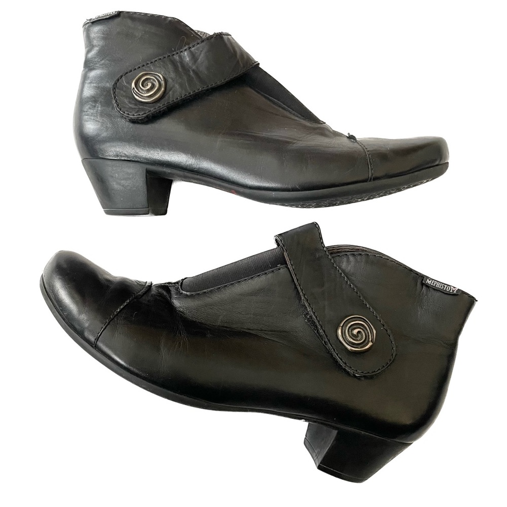 Mephisto soft leather ankle boots with metal swirl accent size 10